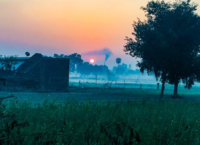 98E8B8DF-2DE4-463D-82C6-0F1893AF75D3